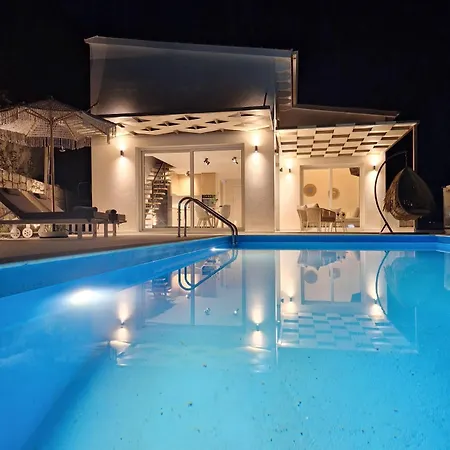 Azzurro Mare Villa